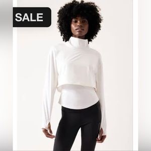 Athleta White Women’s Whistler Hybrid Top